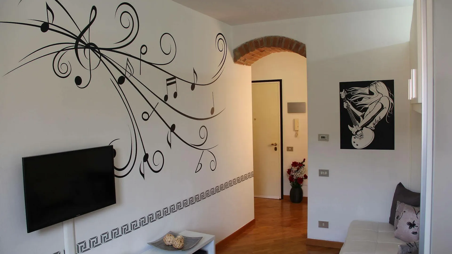 Emilia Levante Musica By Short Holidays Bologna