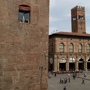 2* Konukevi Casa Isolani Luxury Piazza Maggiore 1